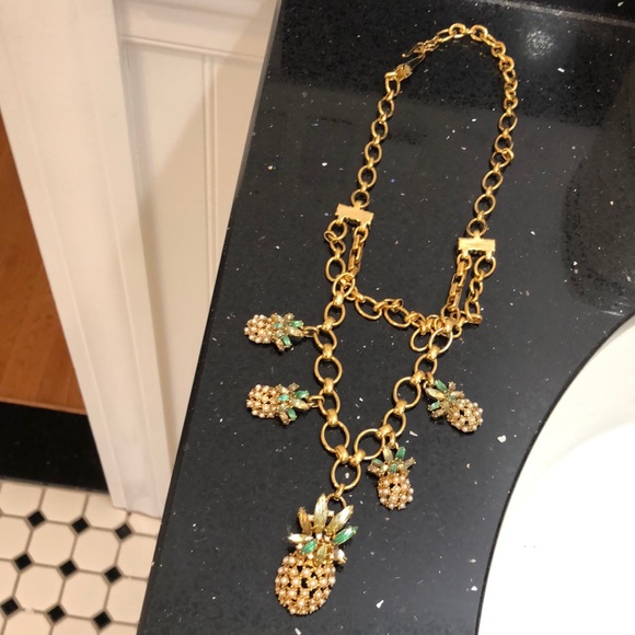Ann Taylor Jewelry - Ann Taylor Pearl and Crystal Pineapple Necklace.